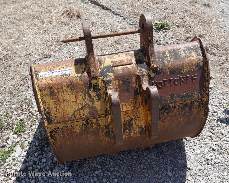 image for item EJ9341 (5) backhoe buckets