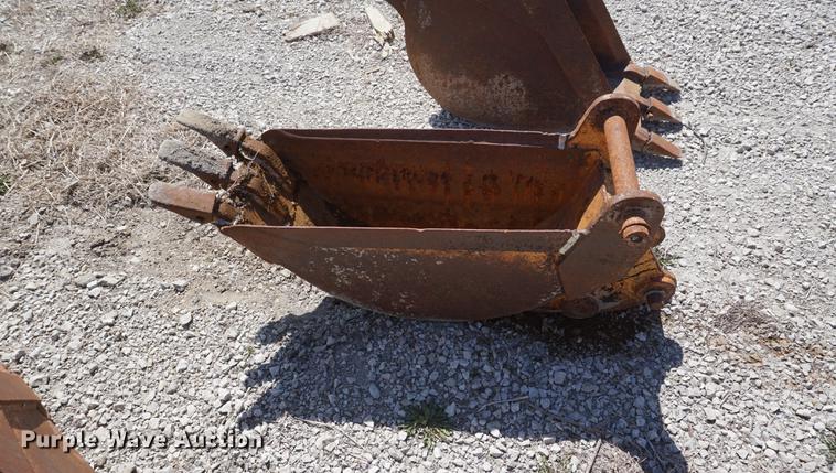 image for item EJ9341 (5) backhoe buckets