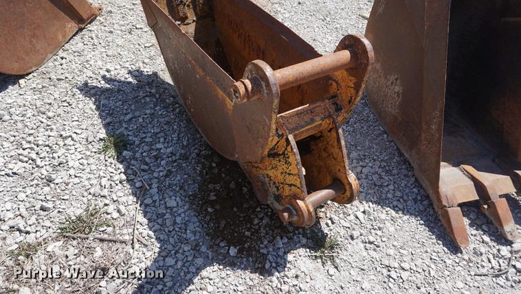 image for item EJ9341 (5) backhoe buckets