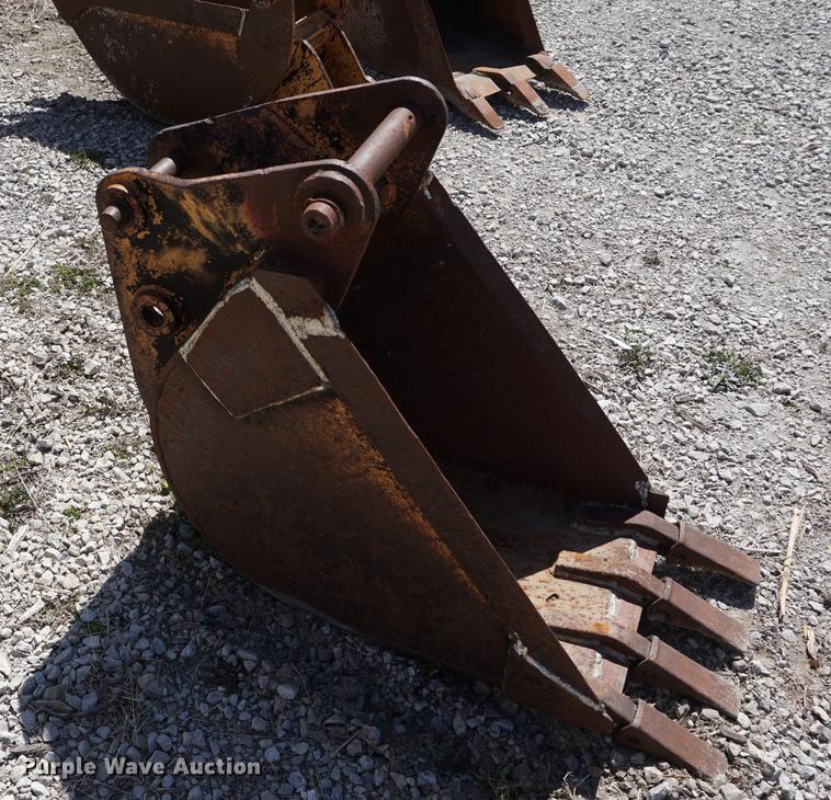 image for item EJ9341 (5) backhoe buckets