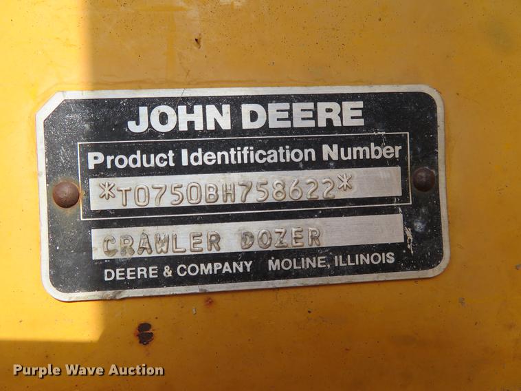 image for item EJ9541 1989 John Deere 750B dozer