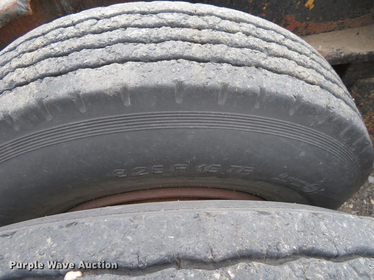 image for item EJ9542 1973 Hyster equipment trailer