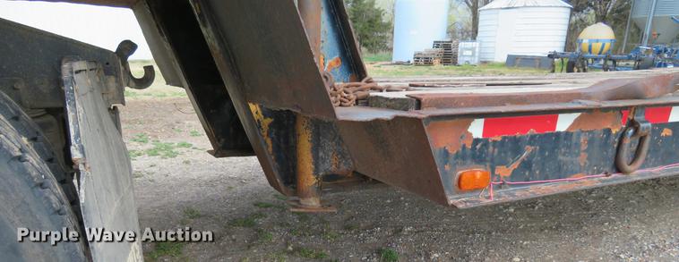 image for item EJ9542 1973 Hyster equipment trailer