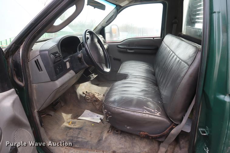 image for item EL9280 2005 Ford F450 flatbed truck