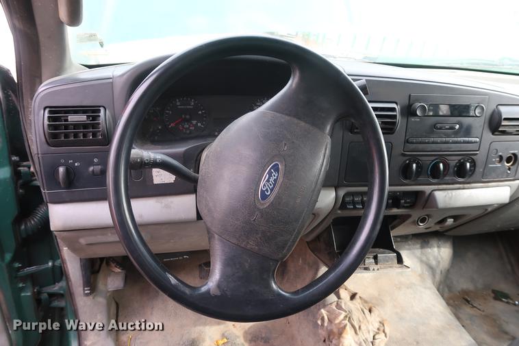 image for item EL9280 2005 Ford F450 flatbed truck