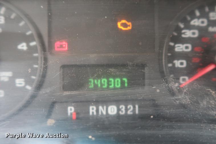 image for item EL9280 2005 Ford F450 flatbed truck