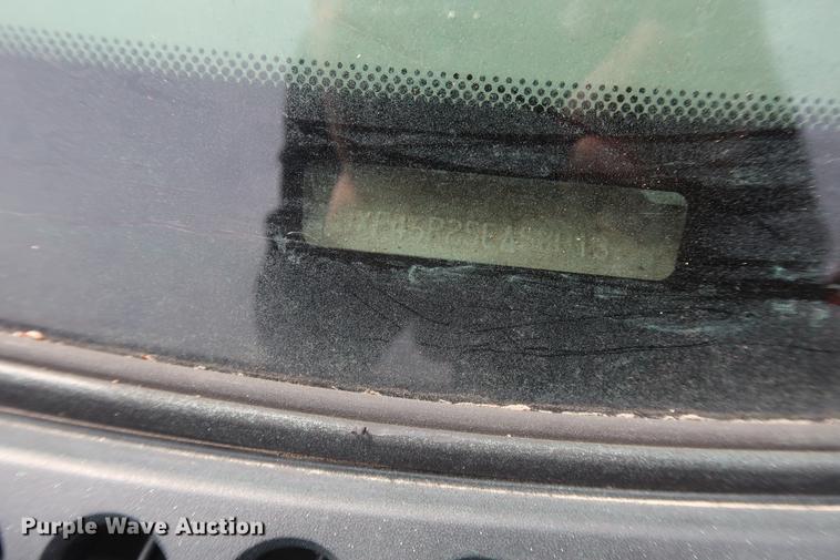 image for item EL9280 2005 Ford F450 flatbed truck