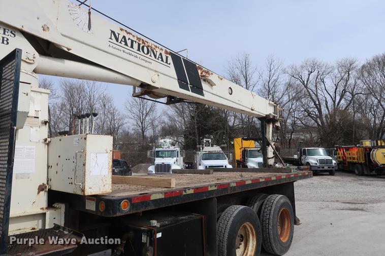image for item EL9281 1991 International 4900 crane truck