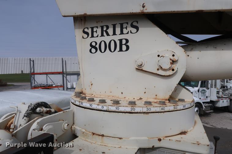 image for item EL9281 1991 International 4900 crane truck