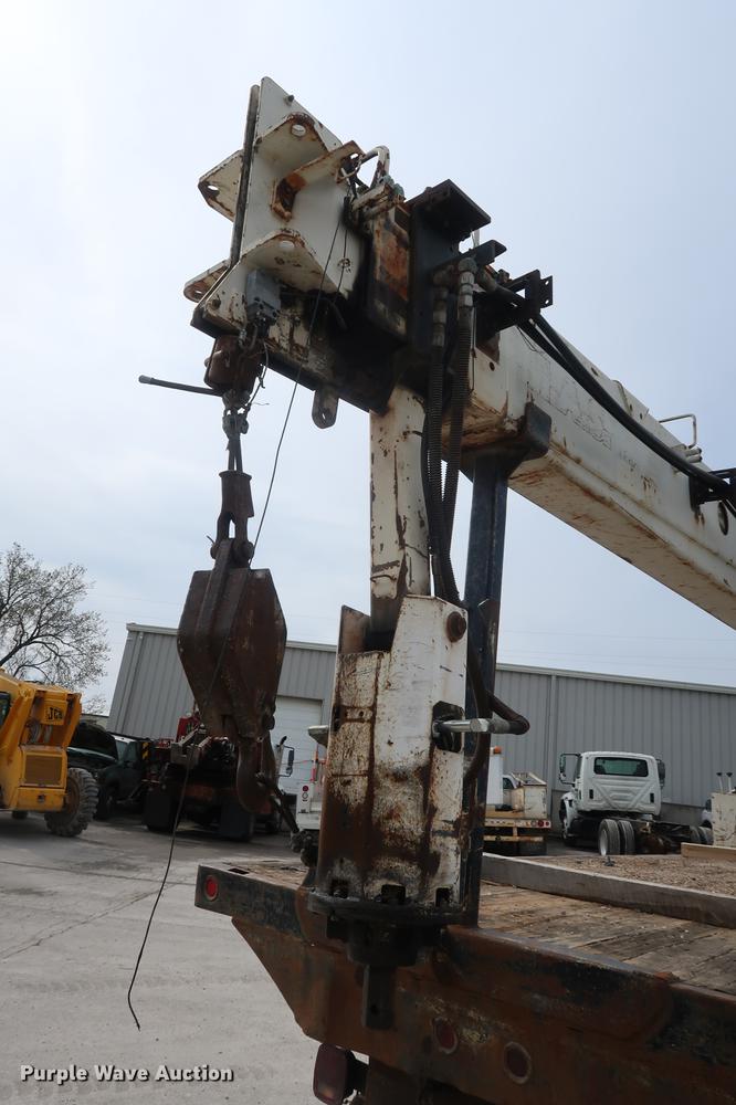 image for item EL9281 1991 International 4900 crane truck