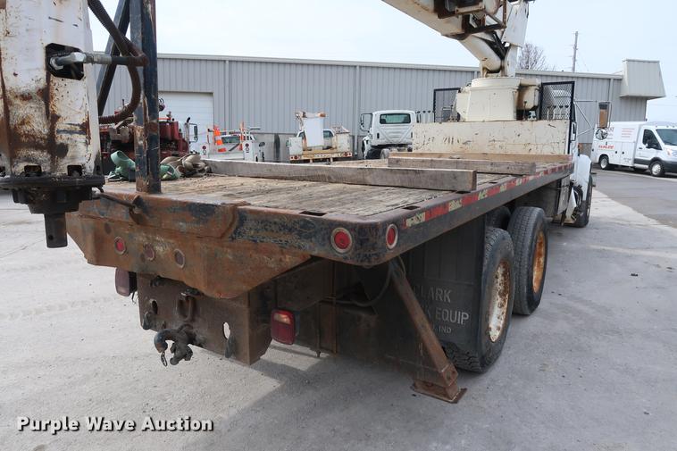 image for item EL9281 1991 International 4900 crane truck