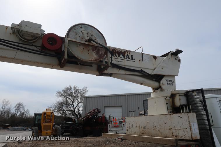 image for item EL9281 1991 International 4900 crane truck