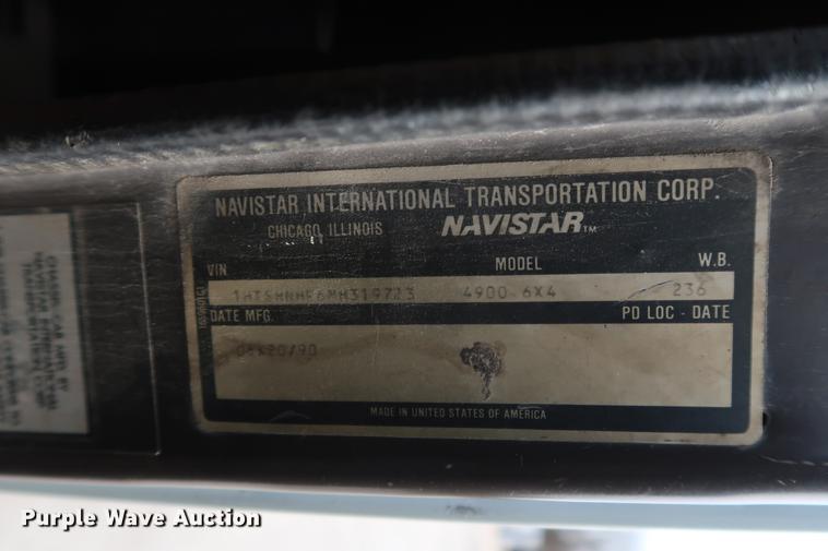 image for item EL9281 1991 International 4900 crane truck