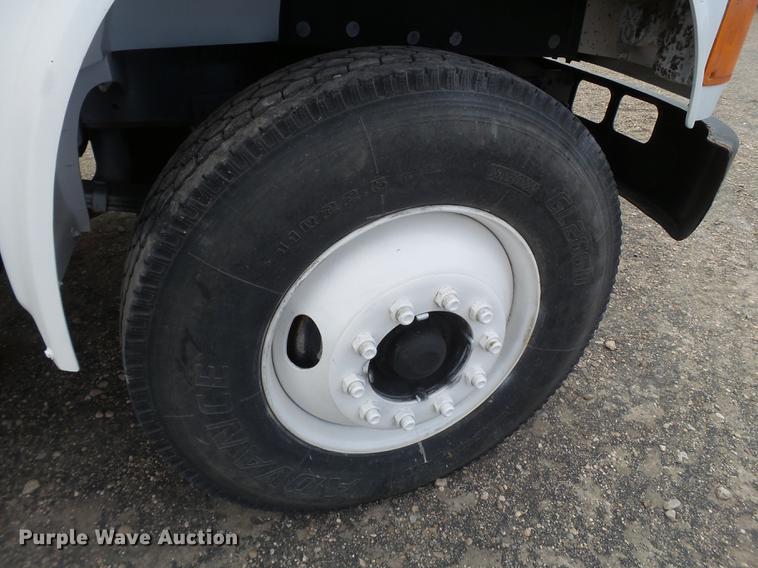 image for item EN9557 1997 International 4900 dump truck