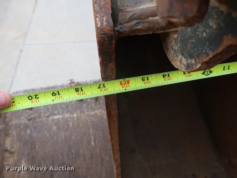 image for item EP9311 2012 John Deere 410K backhoe