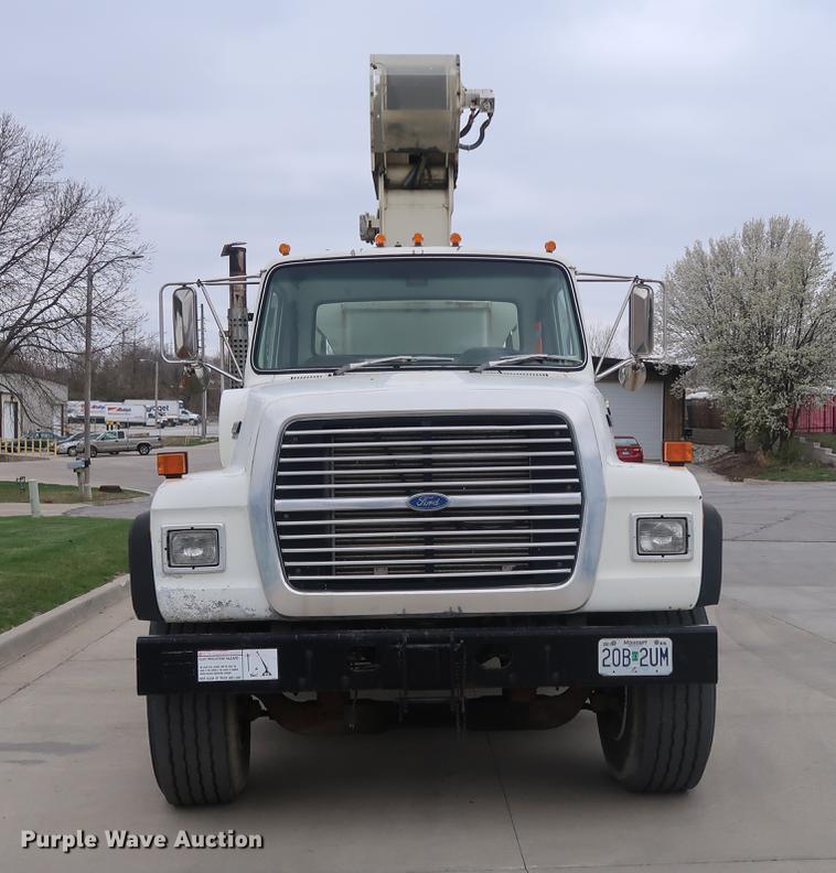 image for item EP9314 1994 Ford L8000 crane truck