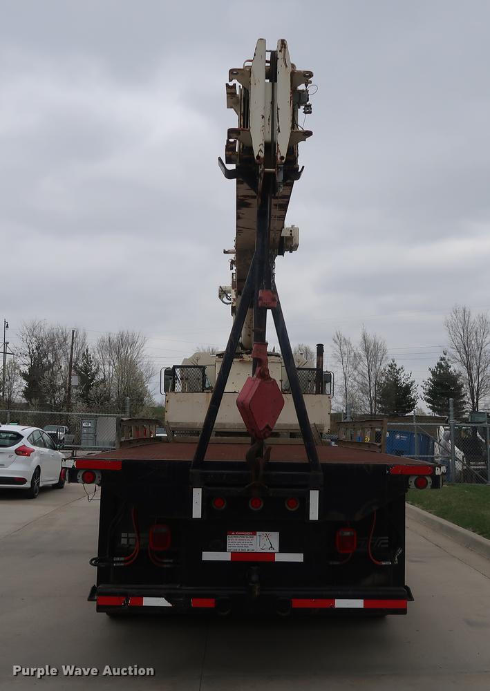 image for item EP9314 1994 Ford L8000 crane truck