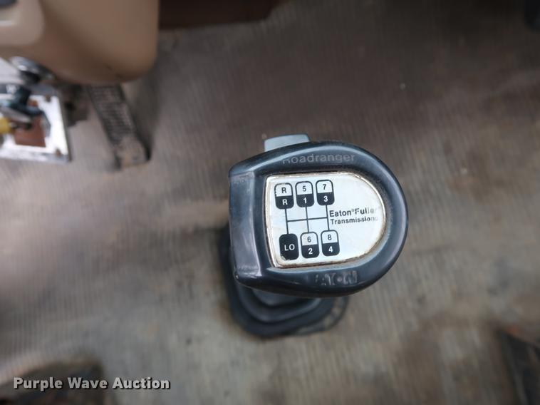 image for item EP9314 1994 Ford L8000 crane truck