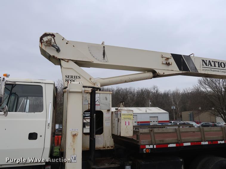 image for item EP9314 1994 Ford L8000 crane truck