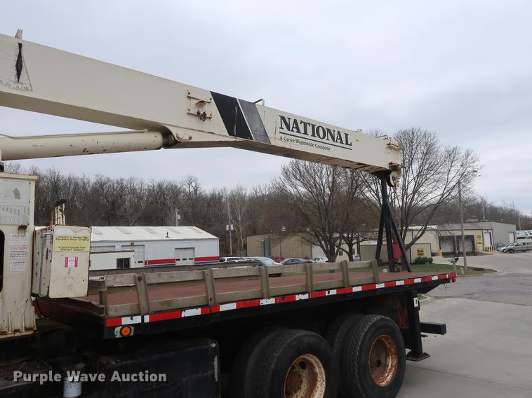 image for item EP9314 1994 Ford L8000 crane truck