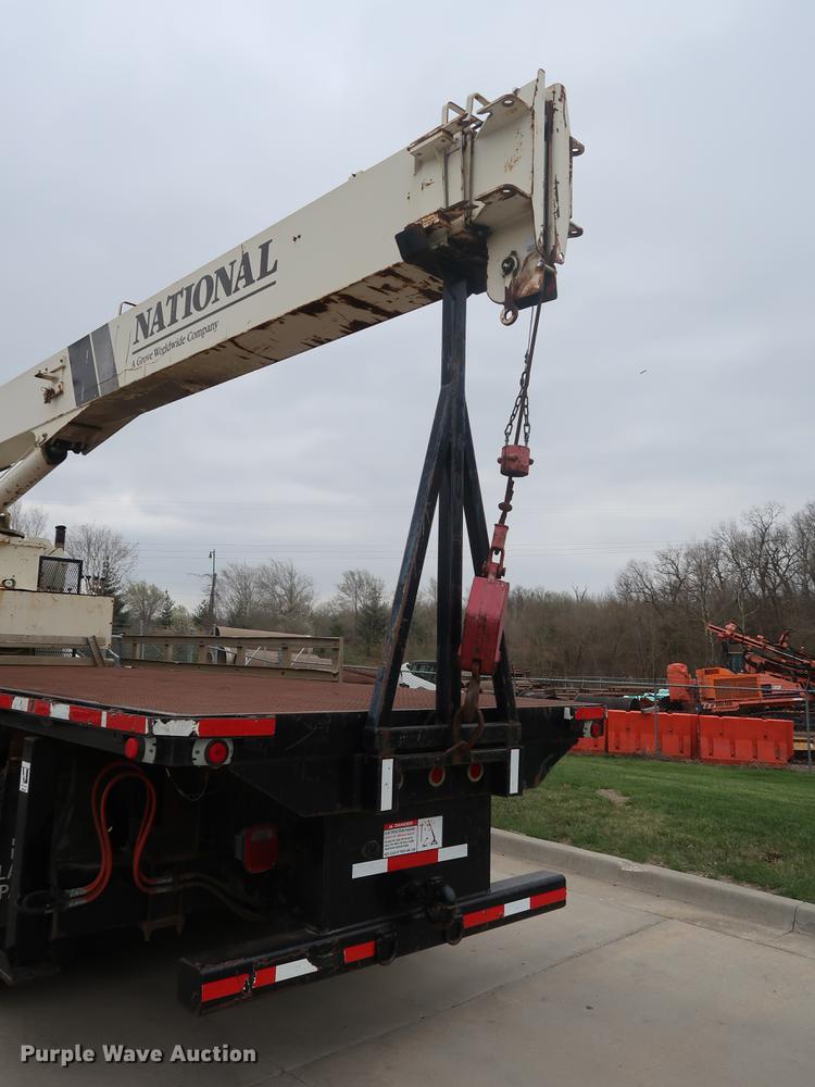 image for item EP9314 1994 Ford L8000 crane truck