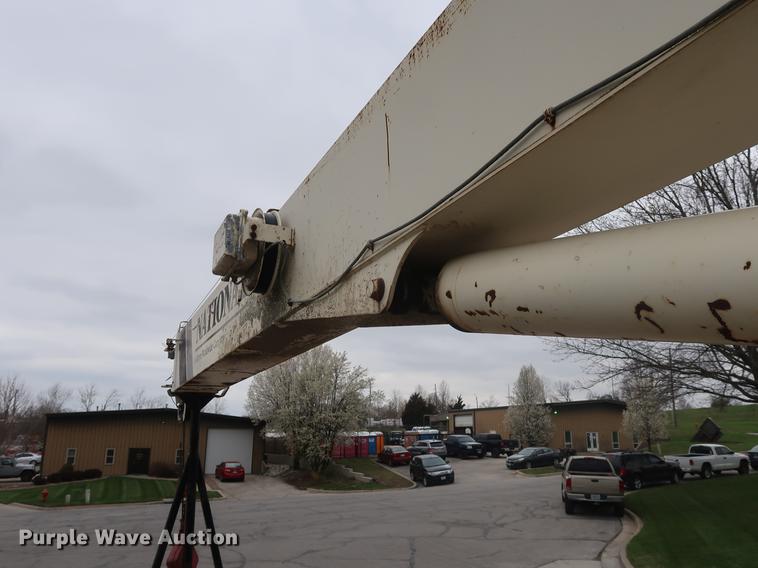 image for item EP9314 1994 Ford L8000 crane truck