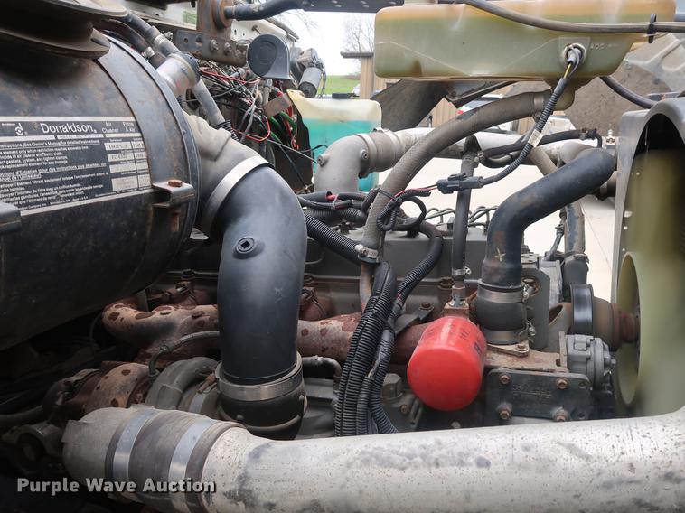 image for item EP9314 1994 Ford L8000 crane truck