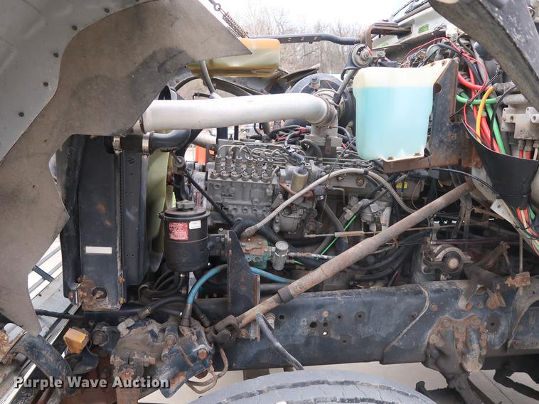 image for item EP9314 1994 Ford L8000 crane truck