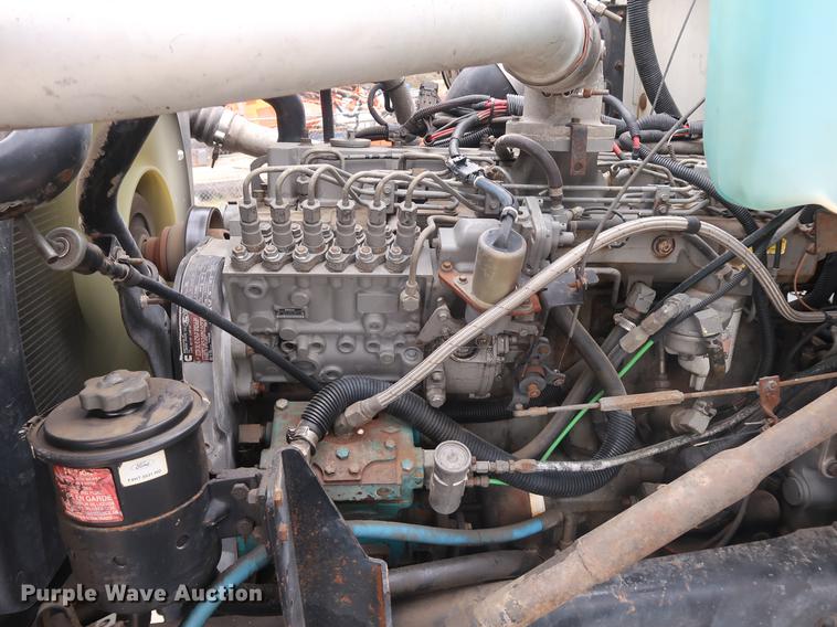 image for item EP9314 1994 Ford L8000 crane truck