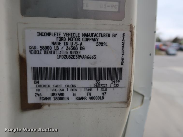 image for item EP9314 1994 Ford L8000 crane truck