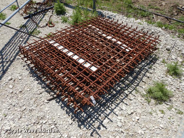 image for item EQ9842 (33) rock screens