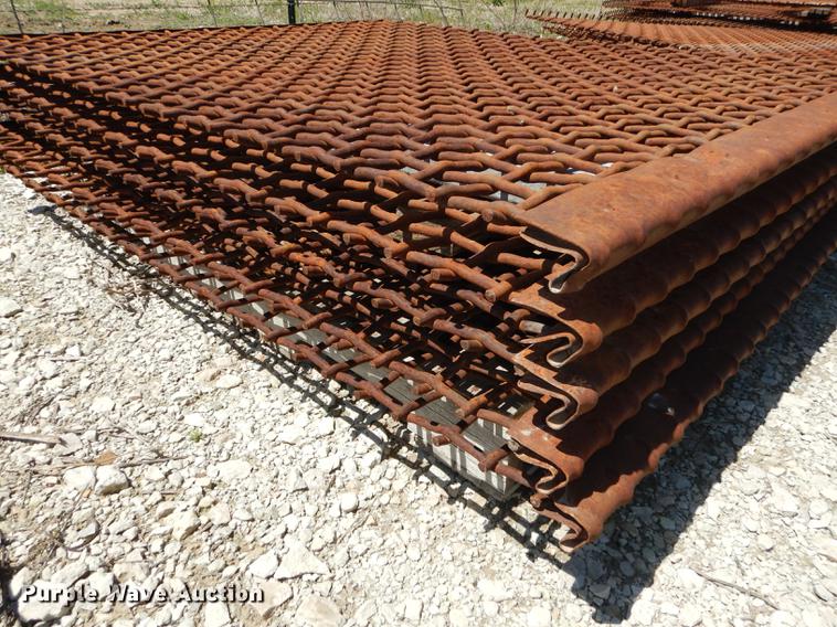 image for item EQ9842 (33) rock screens