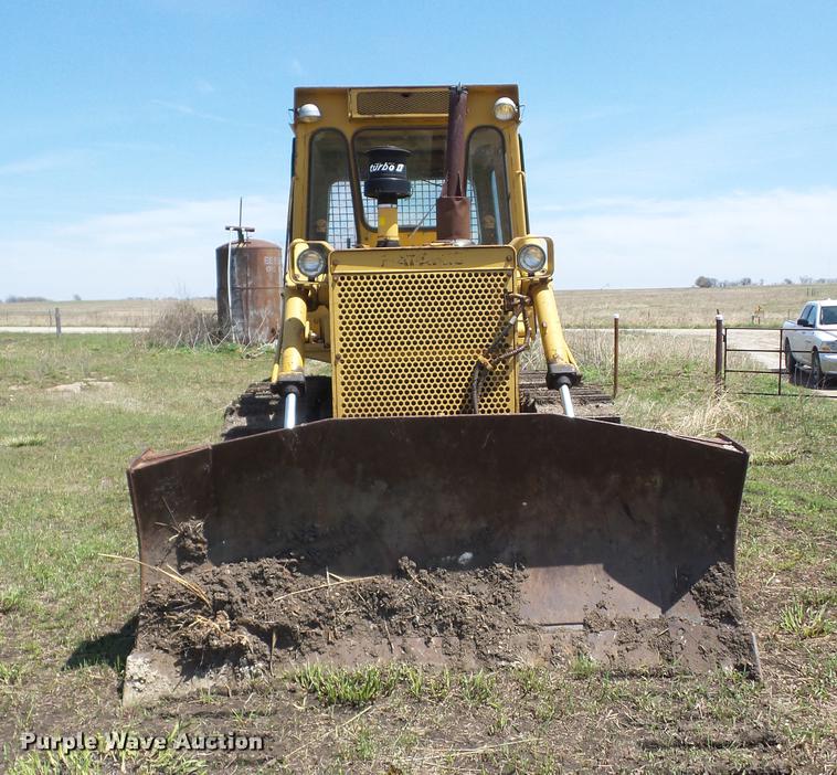 image for item J8523 1981 Fiat-Allis 10C dozer