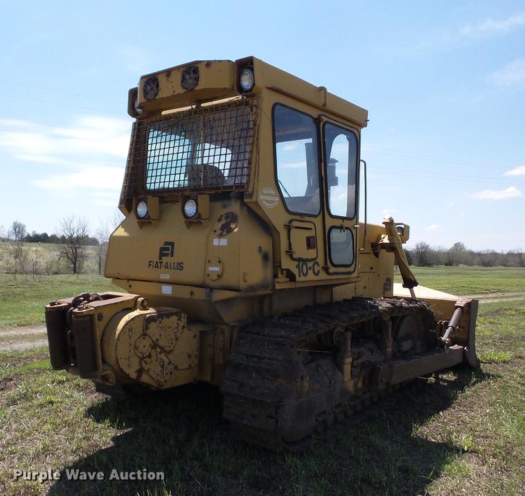 image for item J8523 1981 Fiat-Allis 10C dozer