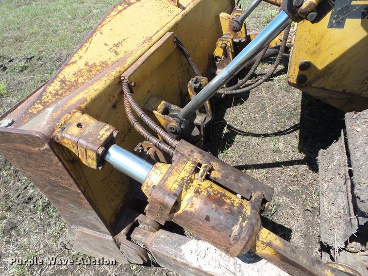 image for item J8523 1981 Fiat-Allis 10C dozer
