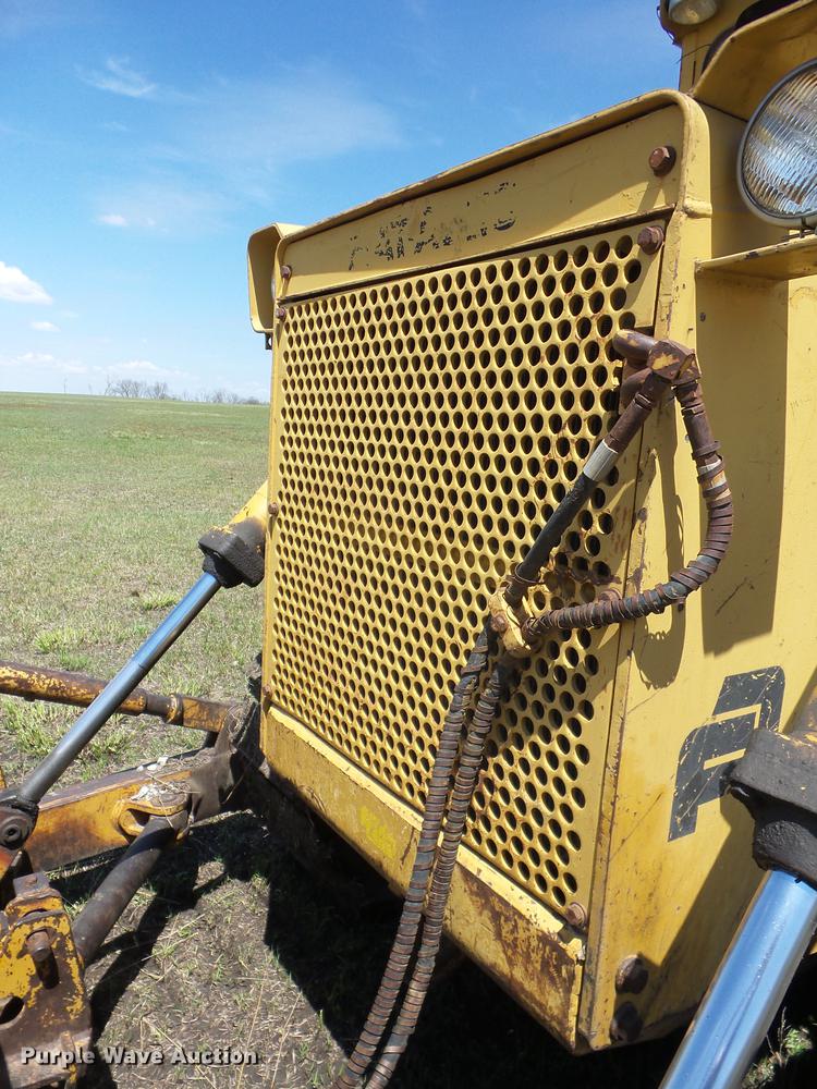 image for item J8523 1981 Fiat-Allis 10C dozer