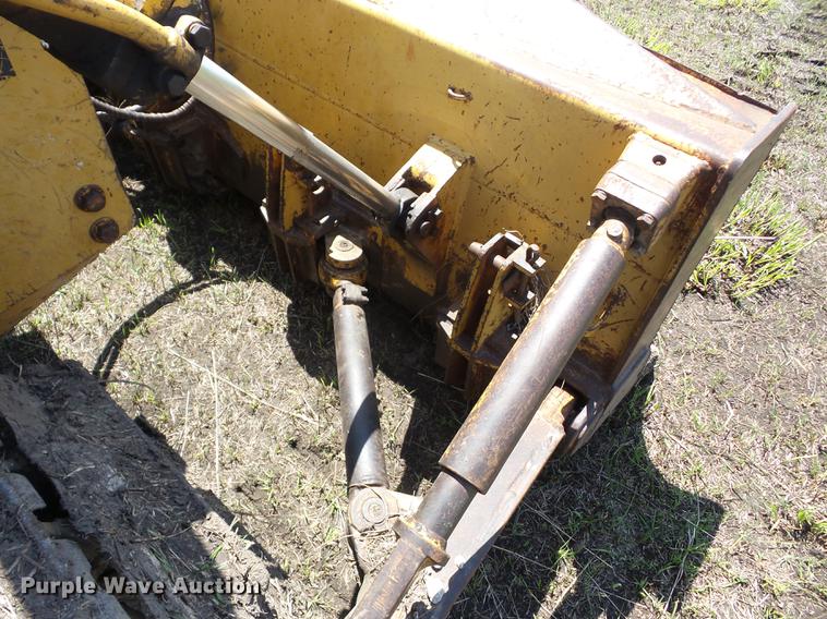 image for item J8523 1981 Fiat-Allis 10C dozer