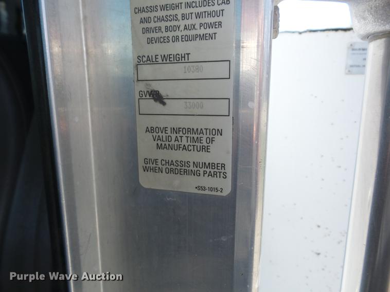 image for item J8527 2001 Kenworth T300 service truck