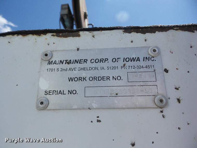 image for item J8527 2001 Kenworth T300 service truck