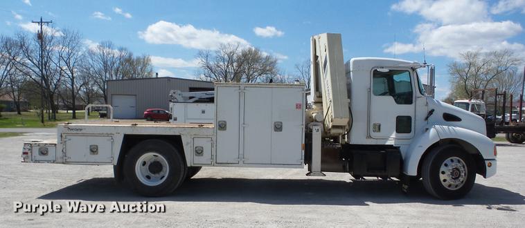 image for item J8528 1997 Kenworth T300 service truck