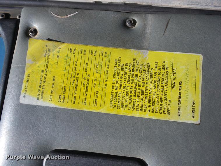 image for item J8528 1997 Kenworth T300 service truck