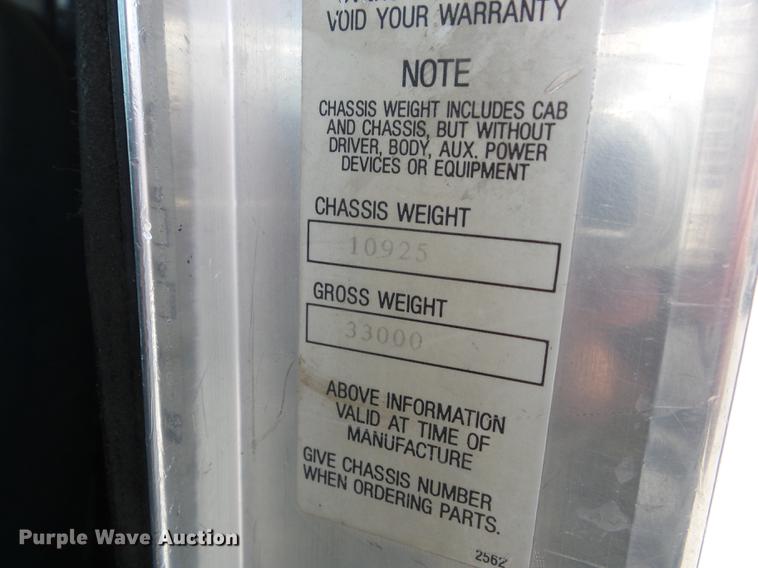 image for item J8528 1997 Kenworth T300 service truck