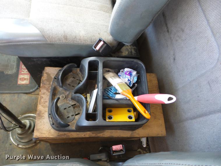 image for item J8528 1997 Kenworth T300 service truck