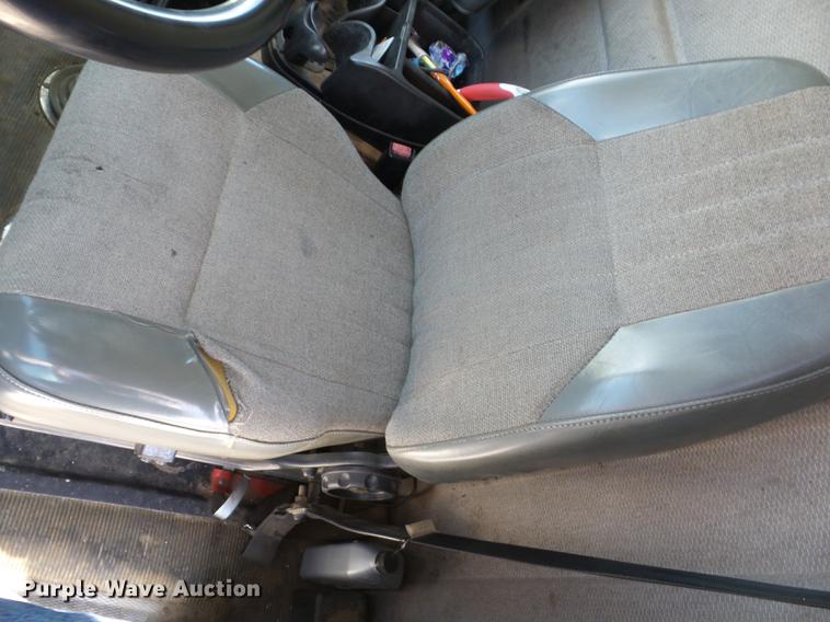 image for item J8528 1997 Kenworth T300 service truck