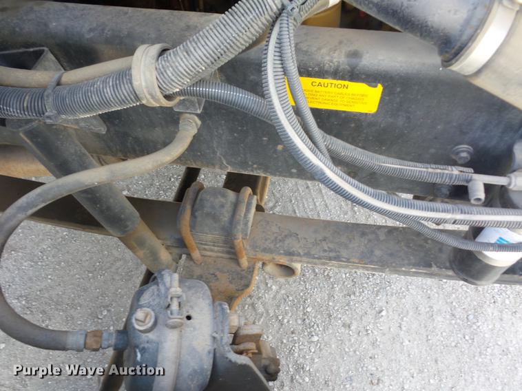 image for item J8528 1997 Kenworth T300 service truck