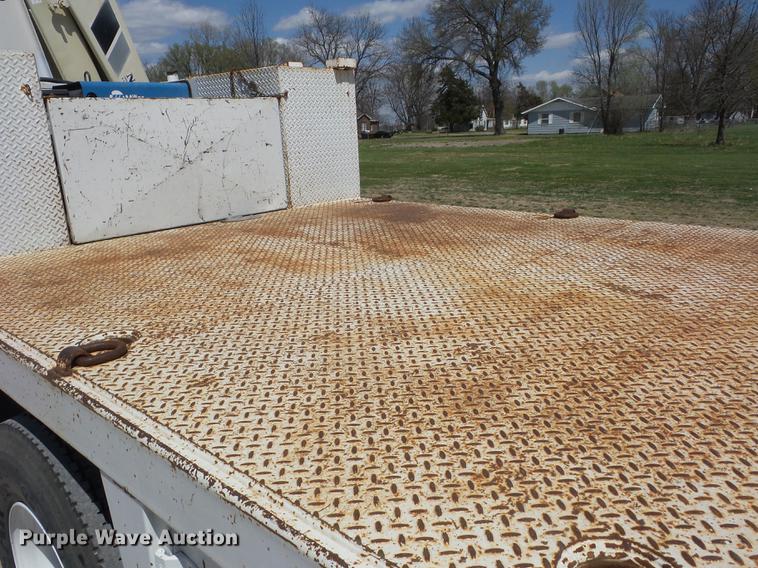 image for item J8528 1997 Kenworth T300 service truck