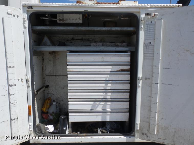 image for item J8528 1997 Kenworth T300 service truck