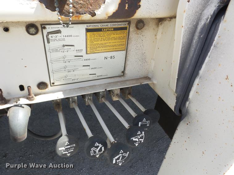 image for item J8528 1997 Kenworth T300 service truck