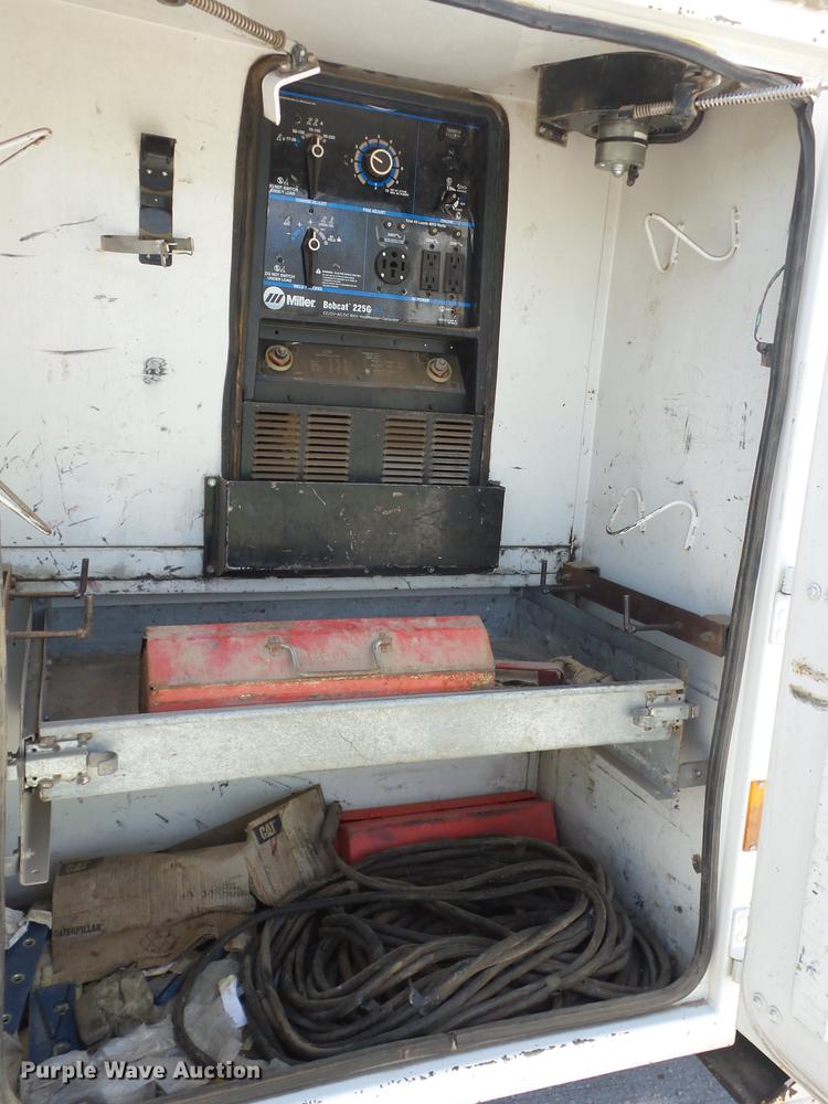 image for item J8528 1997 Kenworth T300 service truck