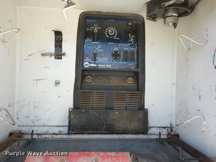 image for item J8528 1997 Kenworth T300 service truck